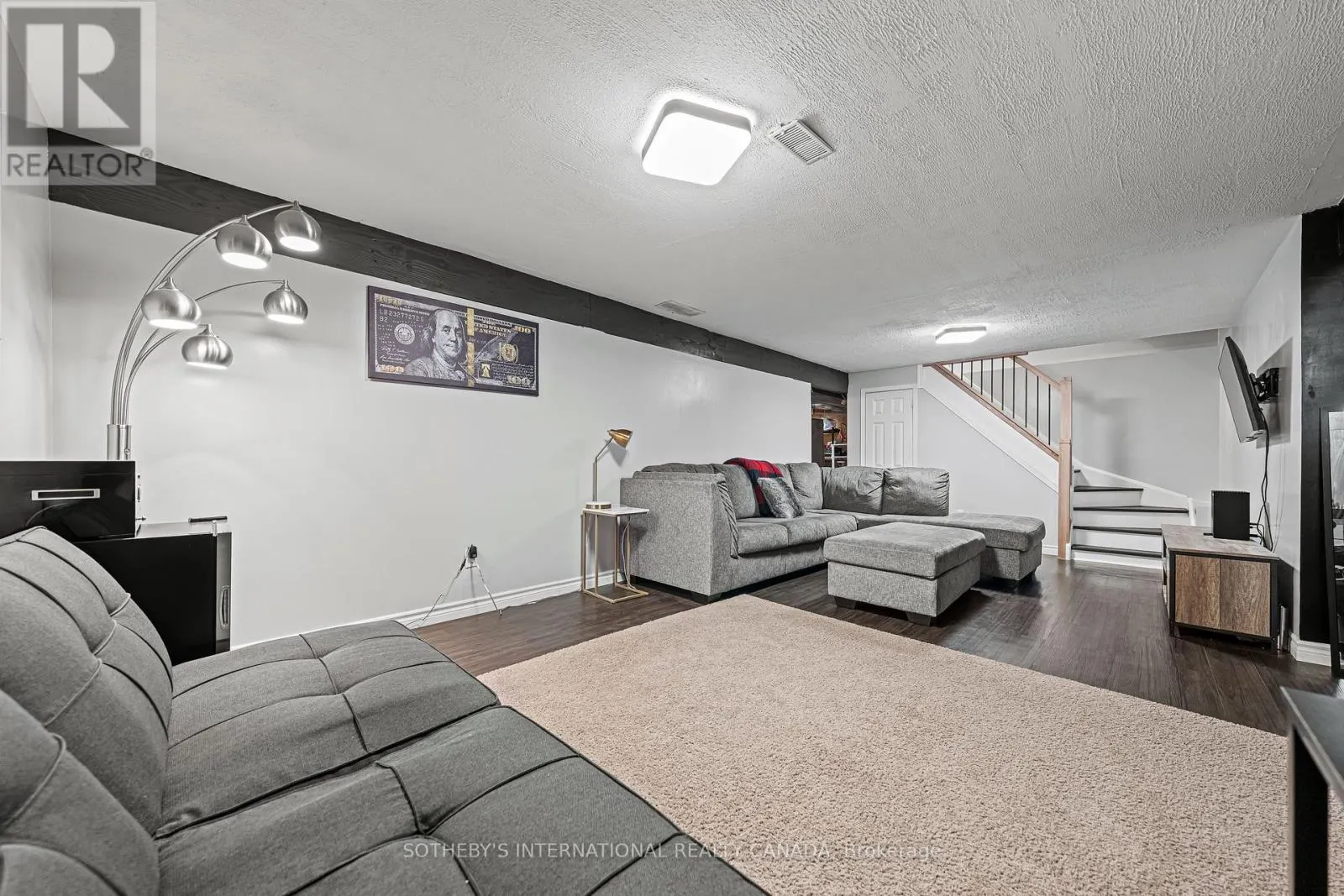 154 COVINGTON CRESCENT