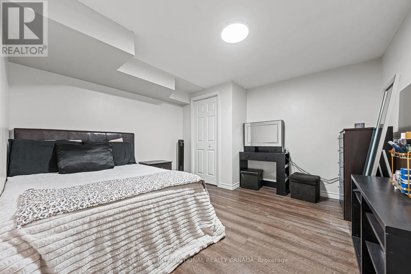 154 COVINGTON CRESCENT