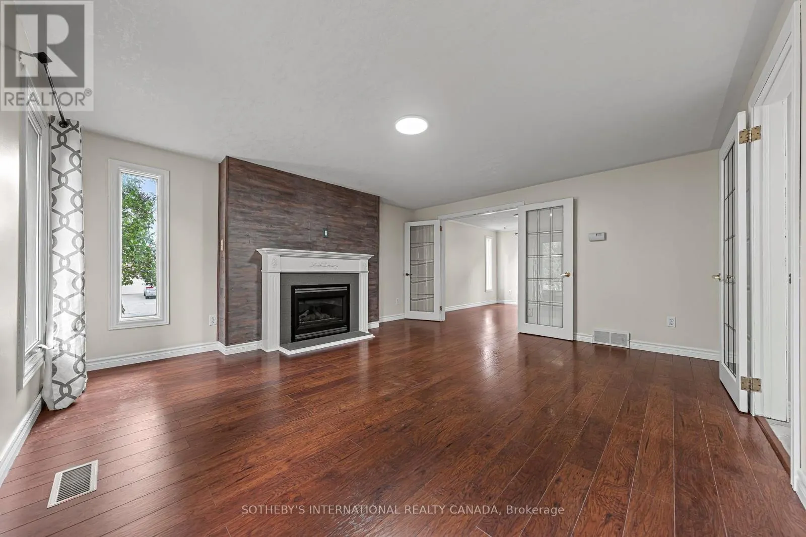 154 COVINGTON CRESCENT