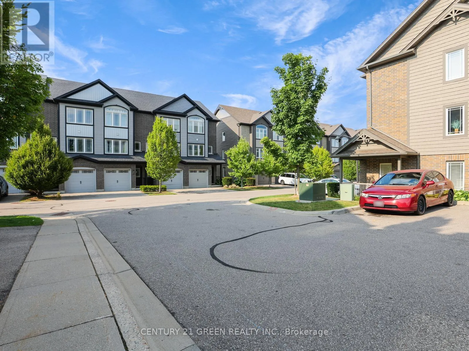 11 - 12 POPLAR DRIVE