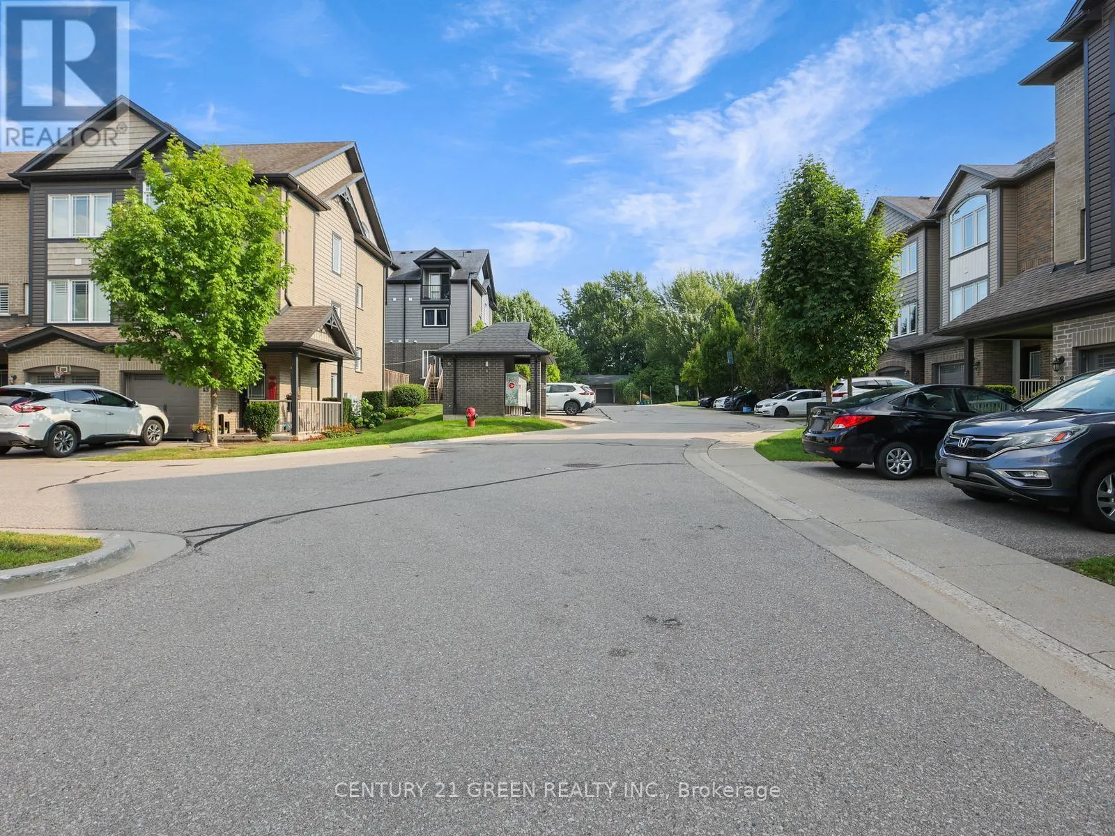 11 - 12 POPLAR DRIVE