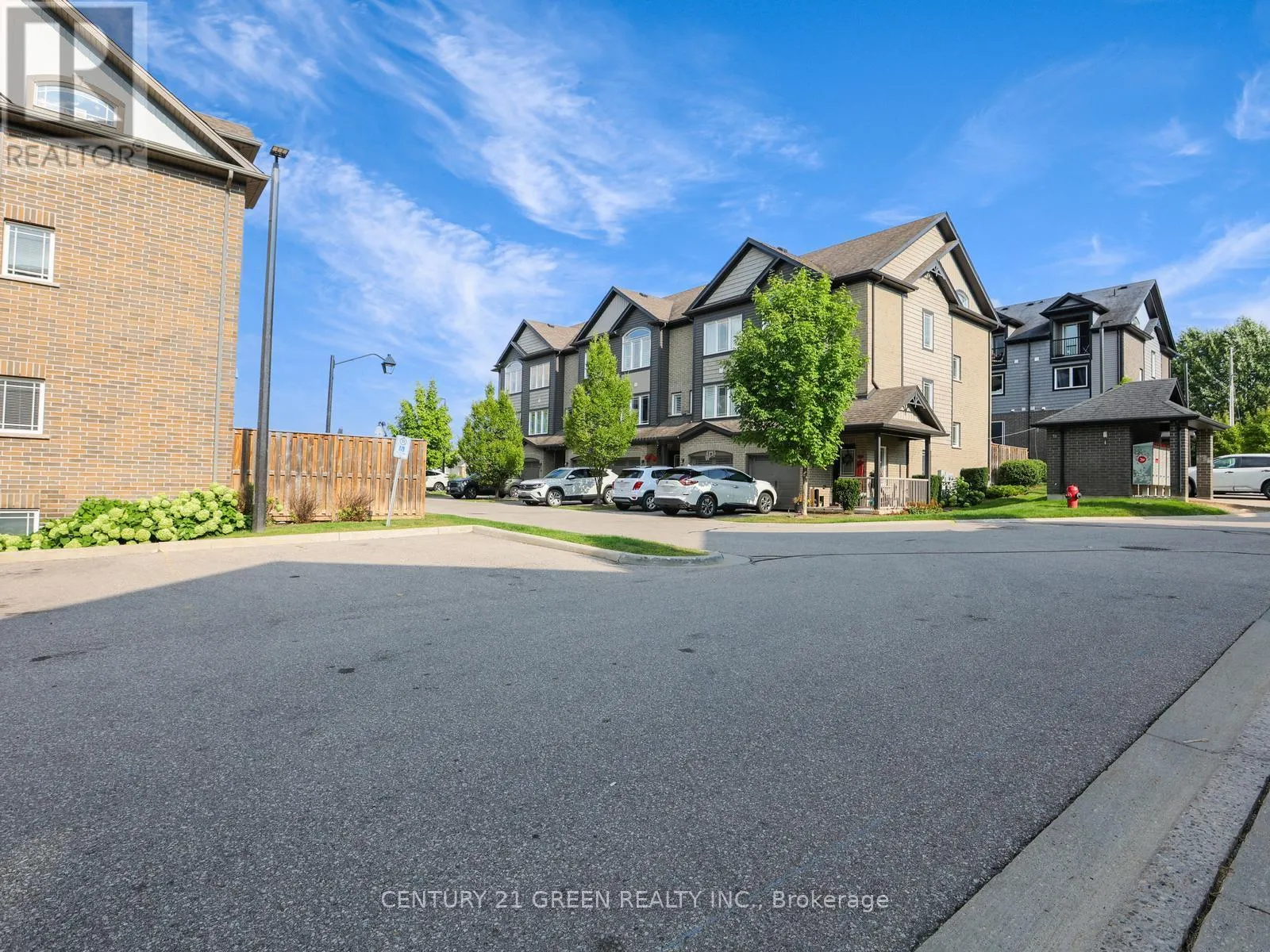 11 - 12 POPLAR DRIVE