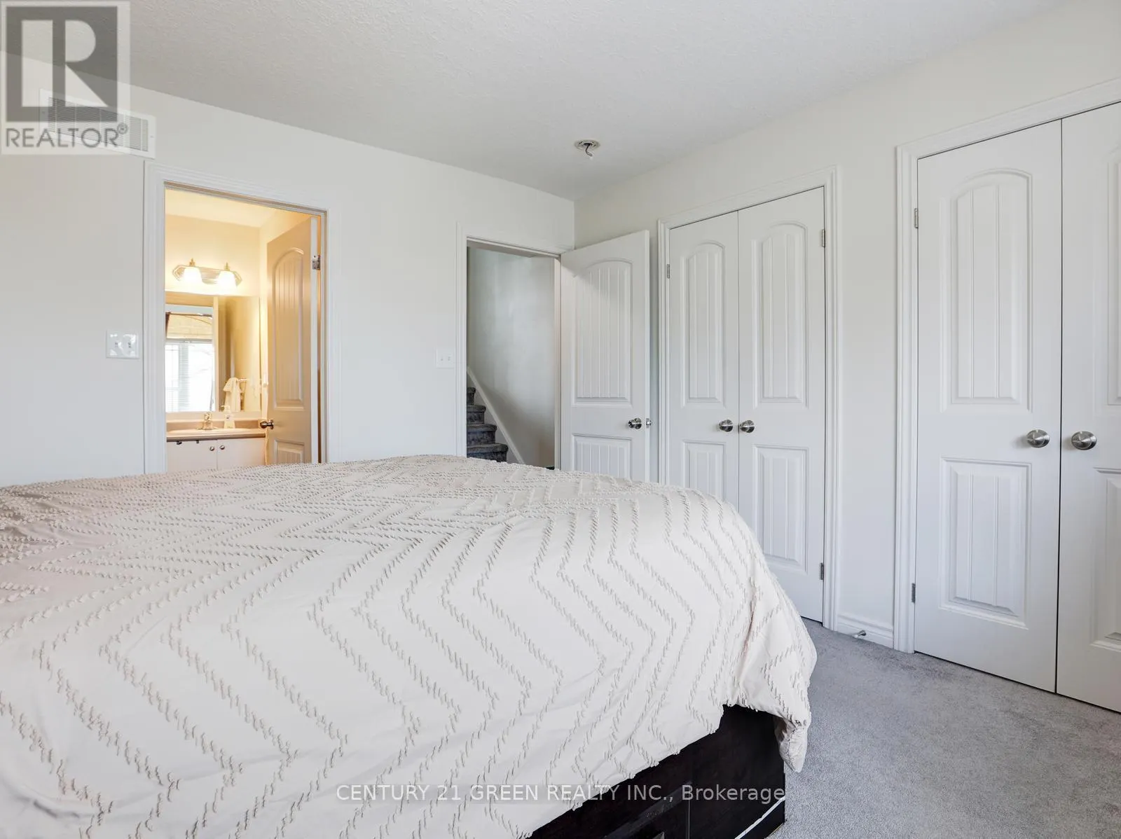11 - 12 POPLAR DRIVE