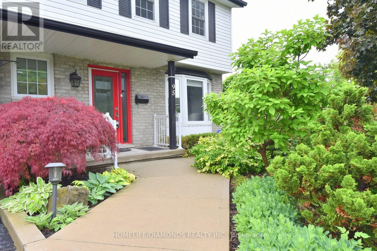 95 BIRCHPARK DRIVE N