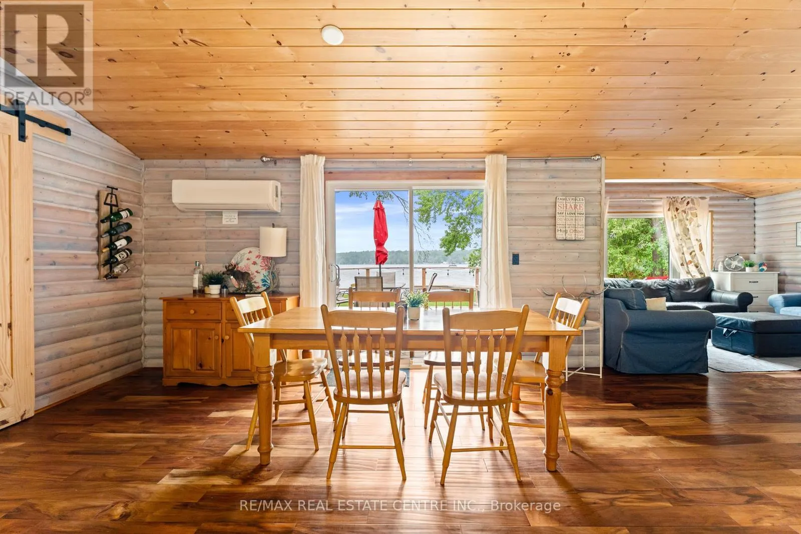 3012 GREENWOOD LANE