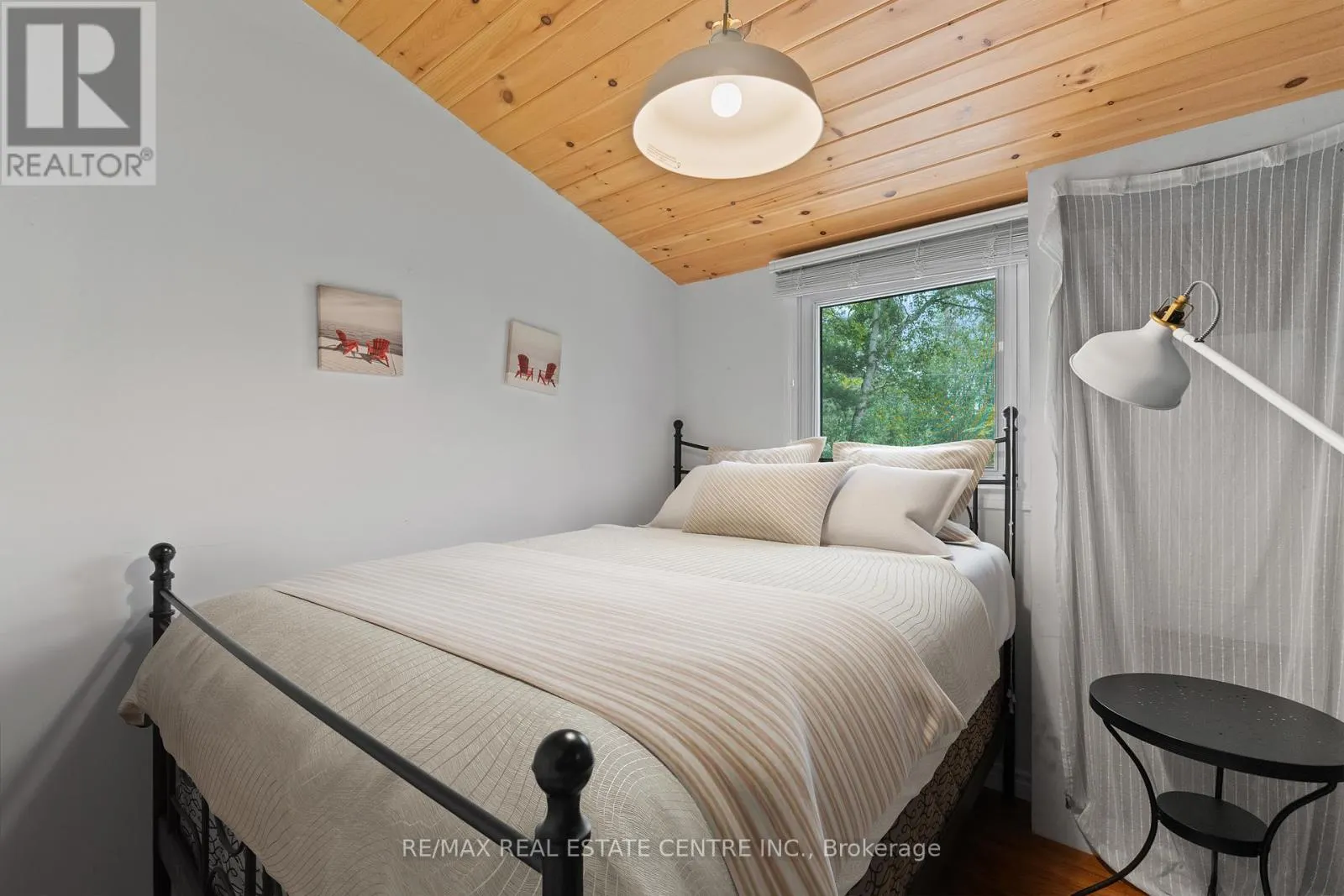 3012 GREENWOOD LANE