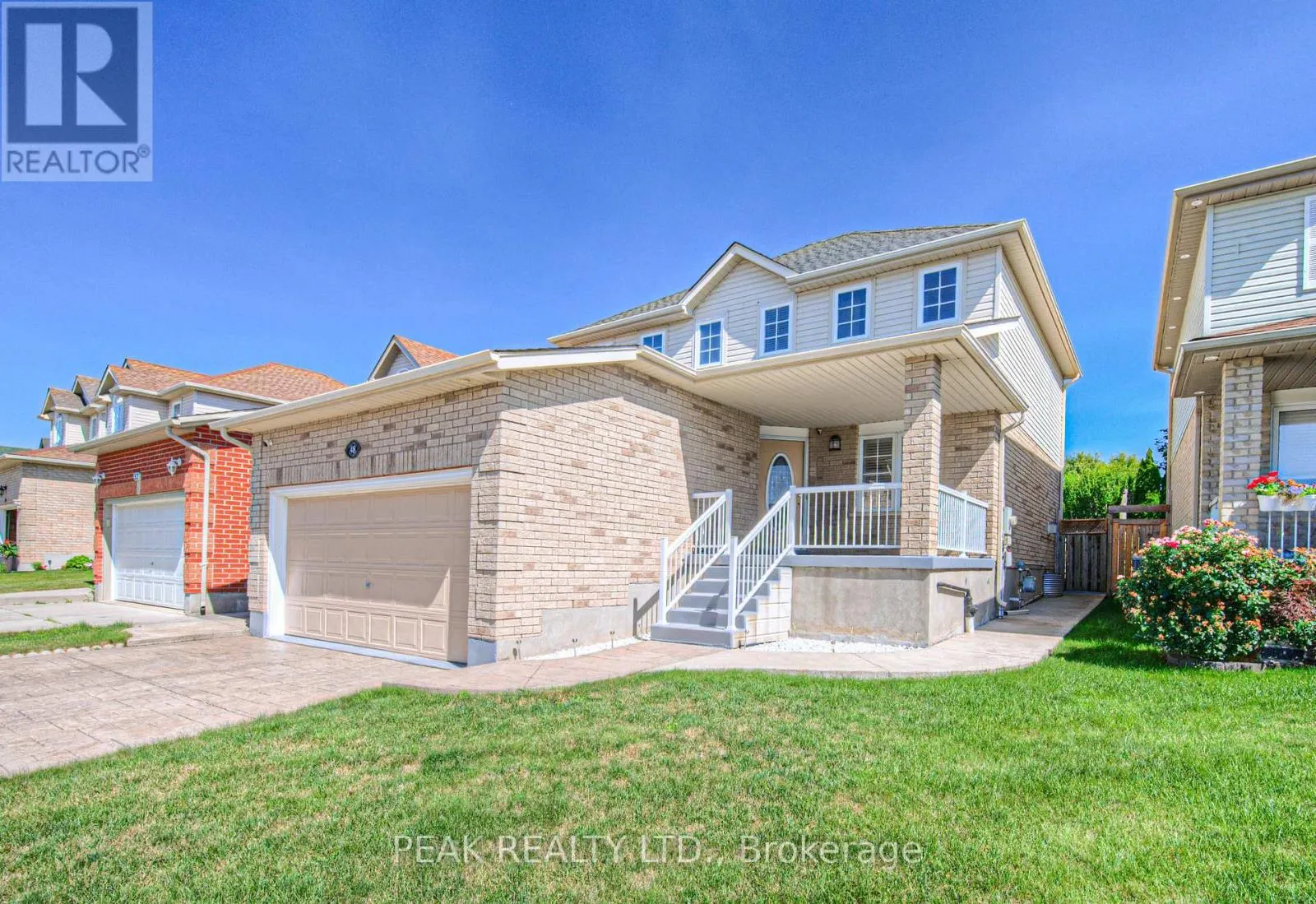 48 LENA CRESCENT