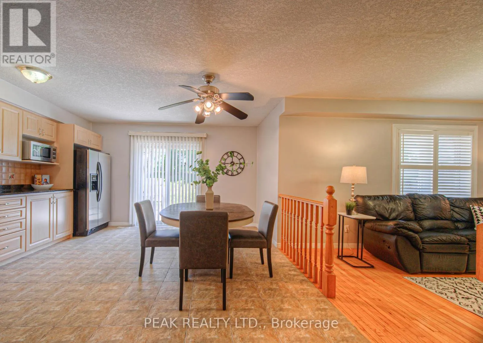 48 LENA CRESCENT