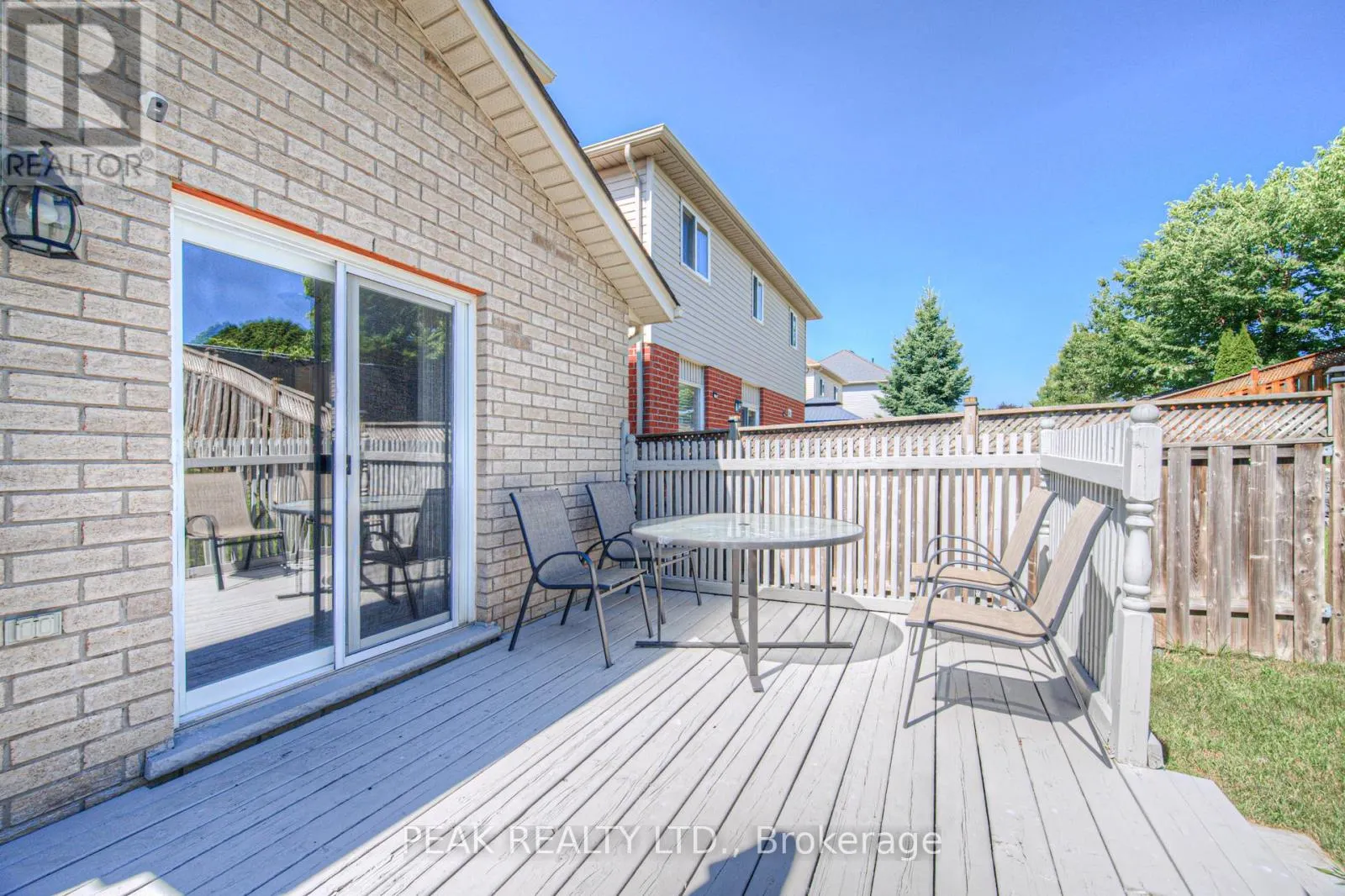 48 LENA CRESCENT