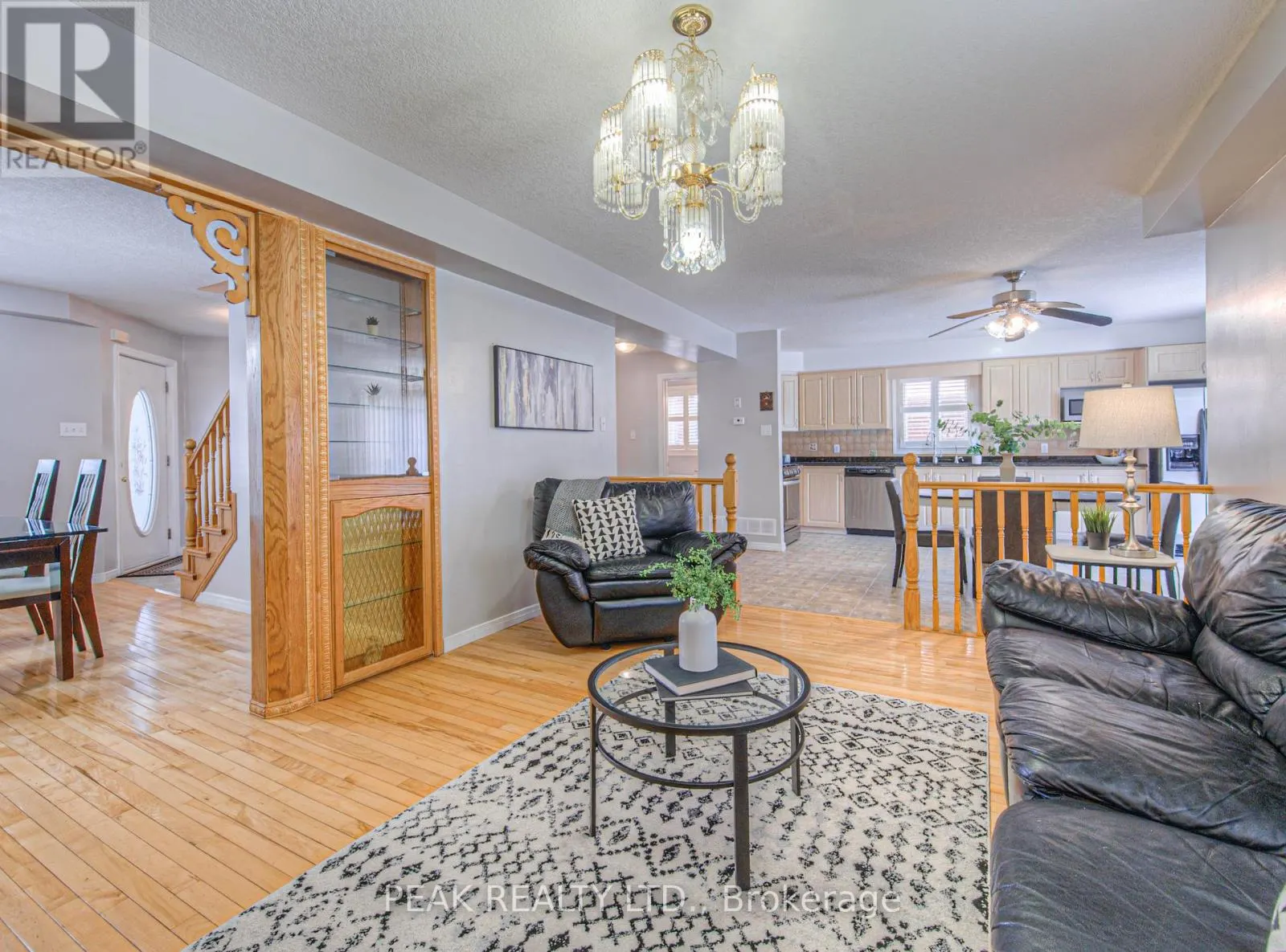 48 LENA CRESCENT