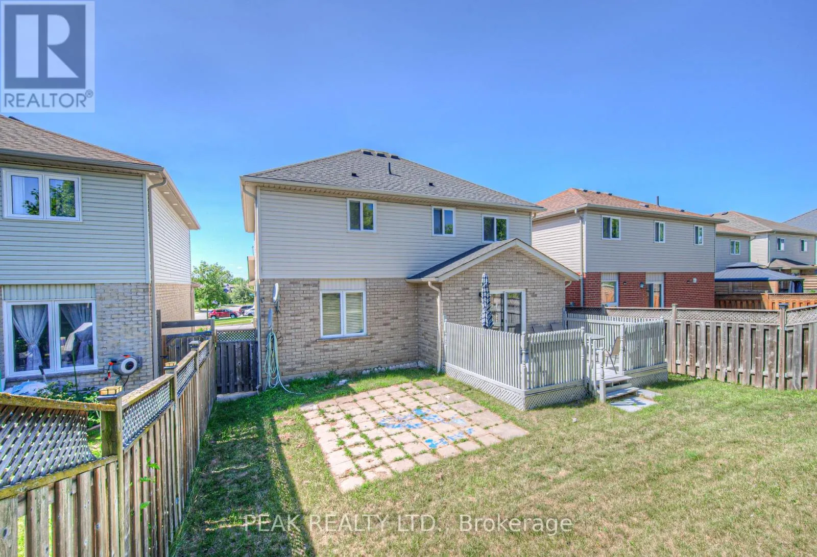 48 LENA CRESCENT