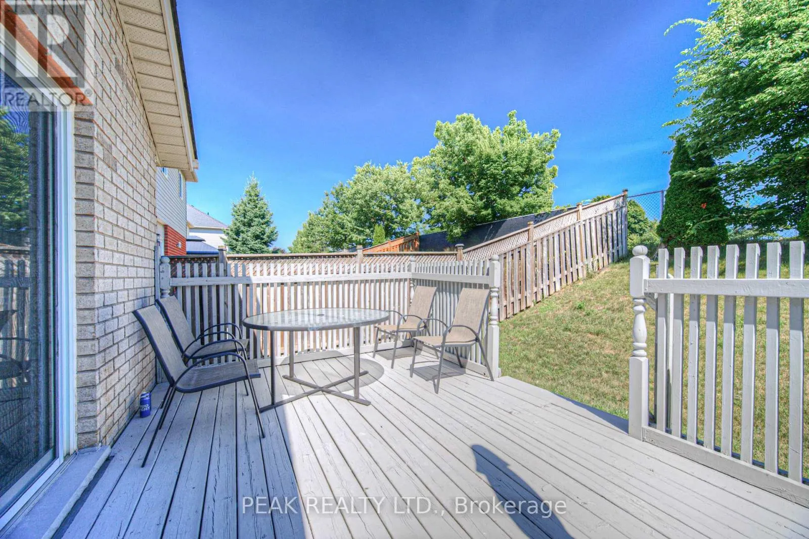 48 LENA CRESCENT