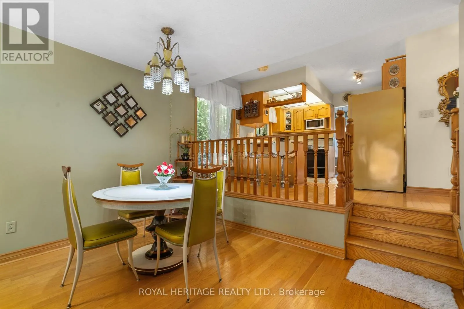 15 IROQUOIS AVENUE