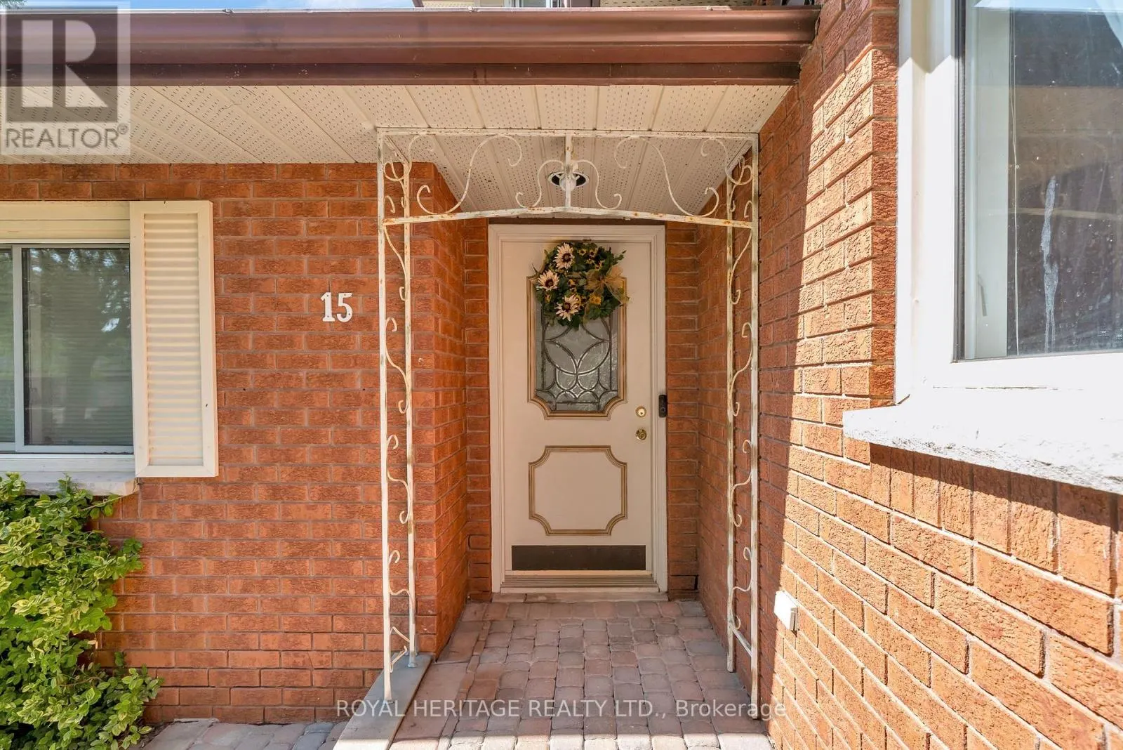 15 IROQUOIS AVENUE