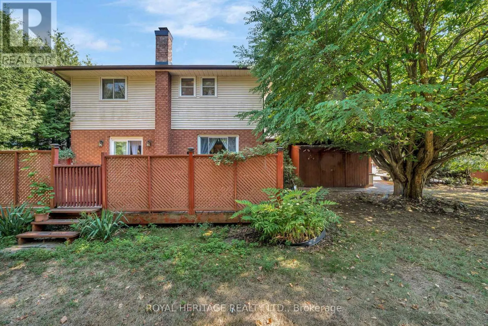 15 IROQUOIS AVENUE