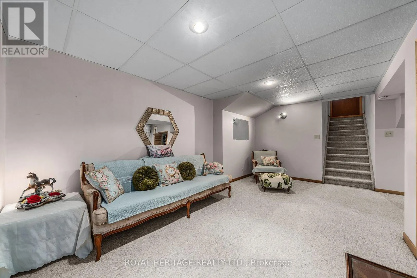15 IROQUOIS AVENUE