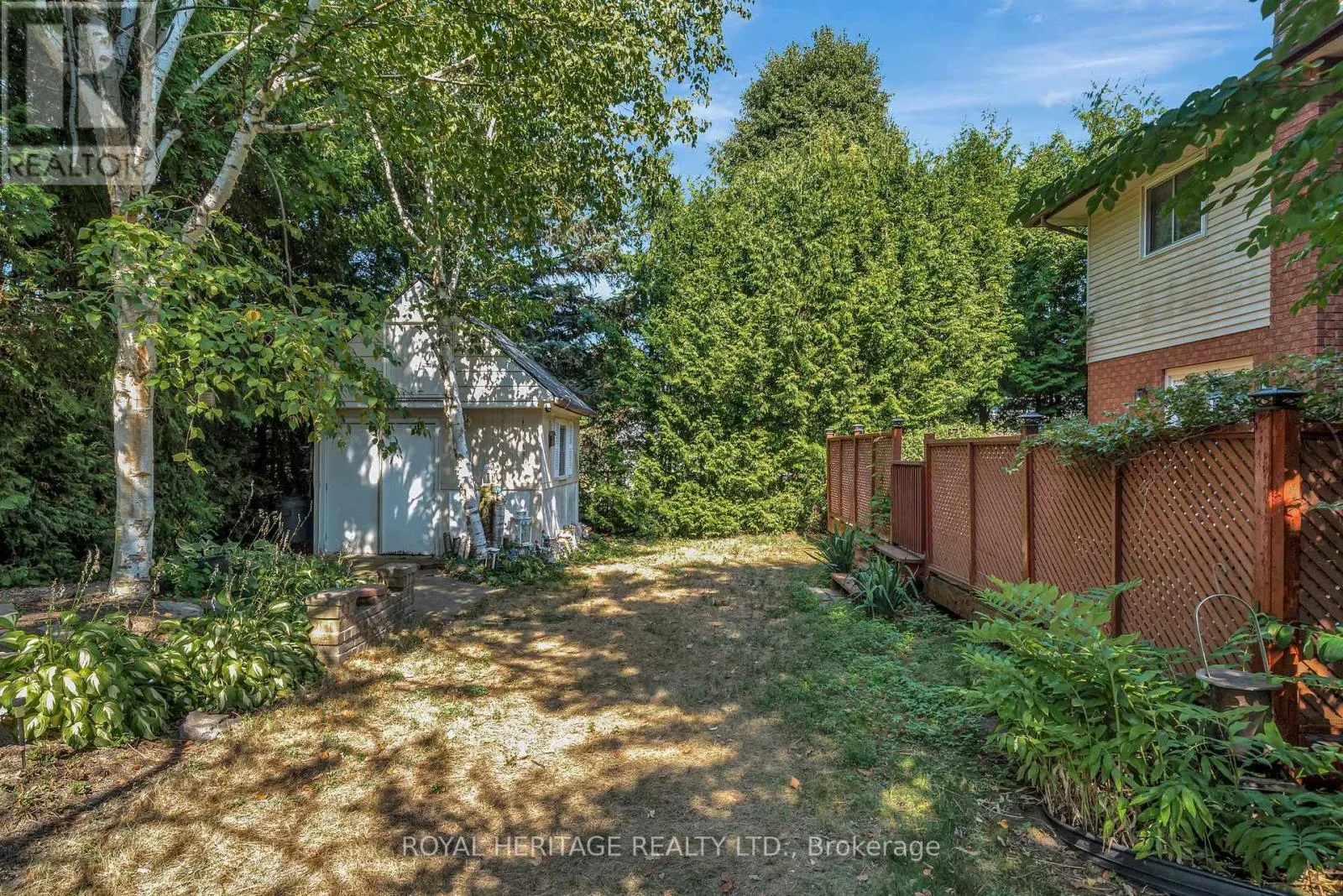 15 IROQUOIS AVENUE