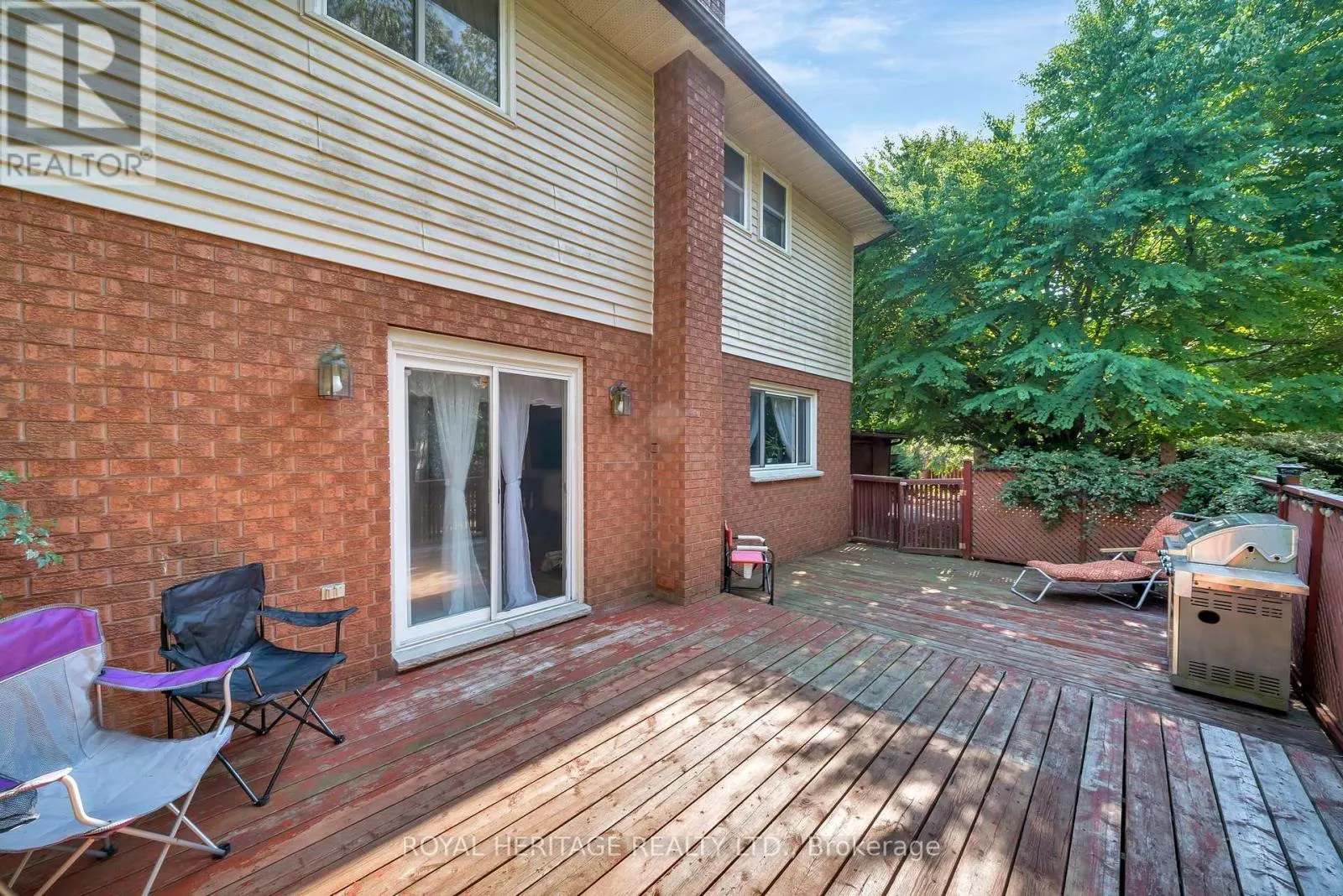 15 IROQUOIS AVENUE