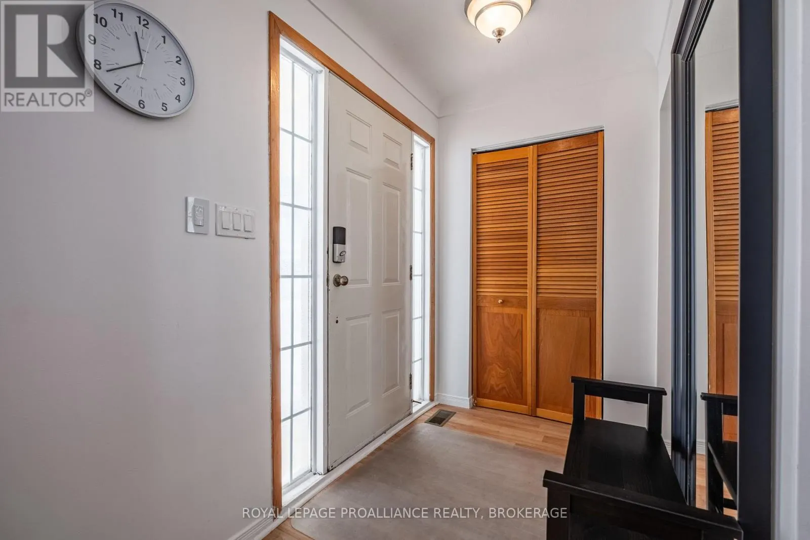 687 HARROW PLACE