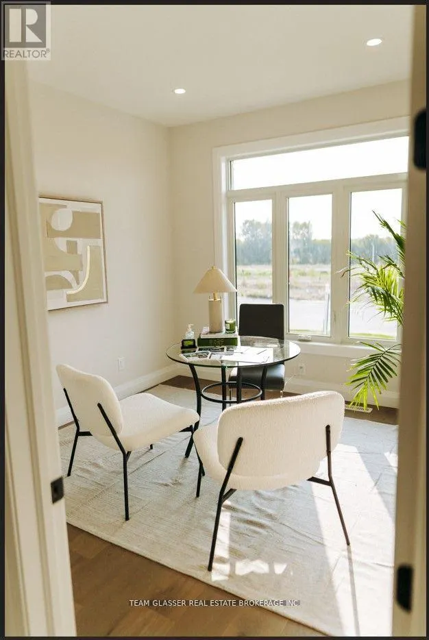 UNIT 28 - 28 DEARING DRIVE, #Unit 28