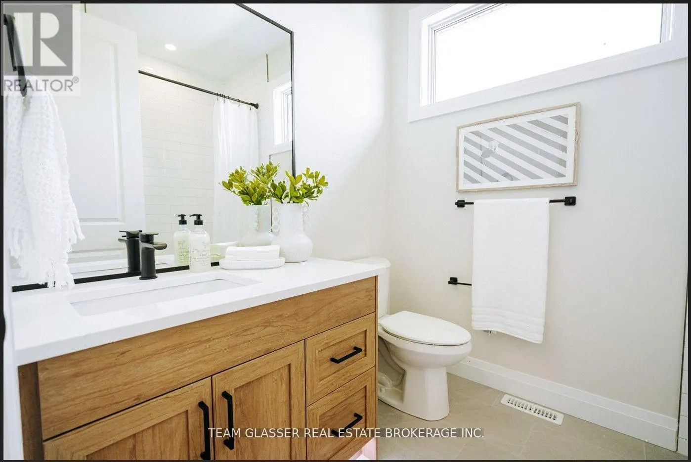 UNIT 28 - 28 DEARING DRIVE, #Unit 28