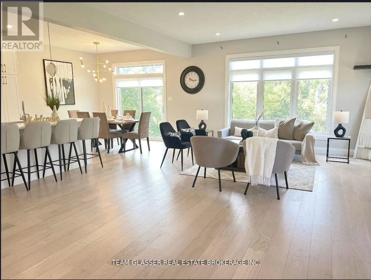 UNIT 28 - 28 DEARING DRIVE, #Unit 28