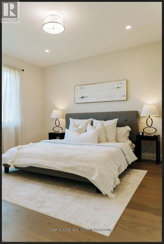 UNIT 28 - 28 DEARING DRIVE, #Unit 28