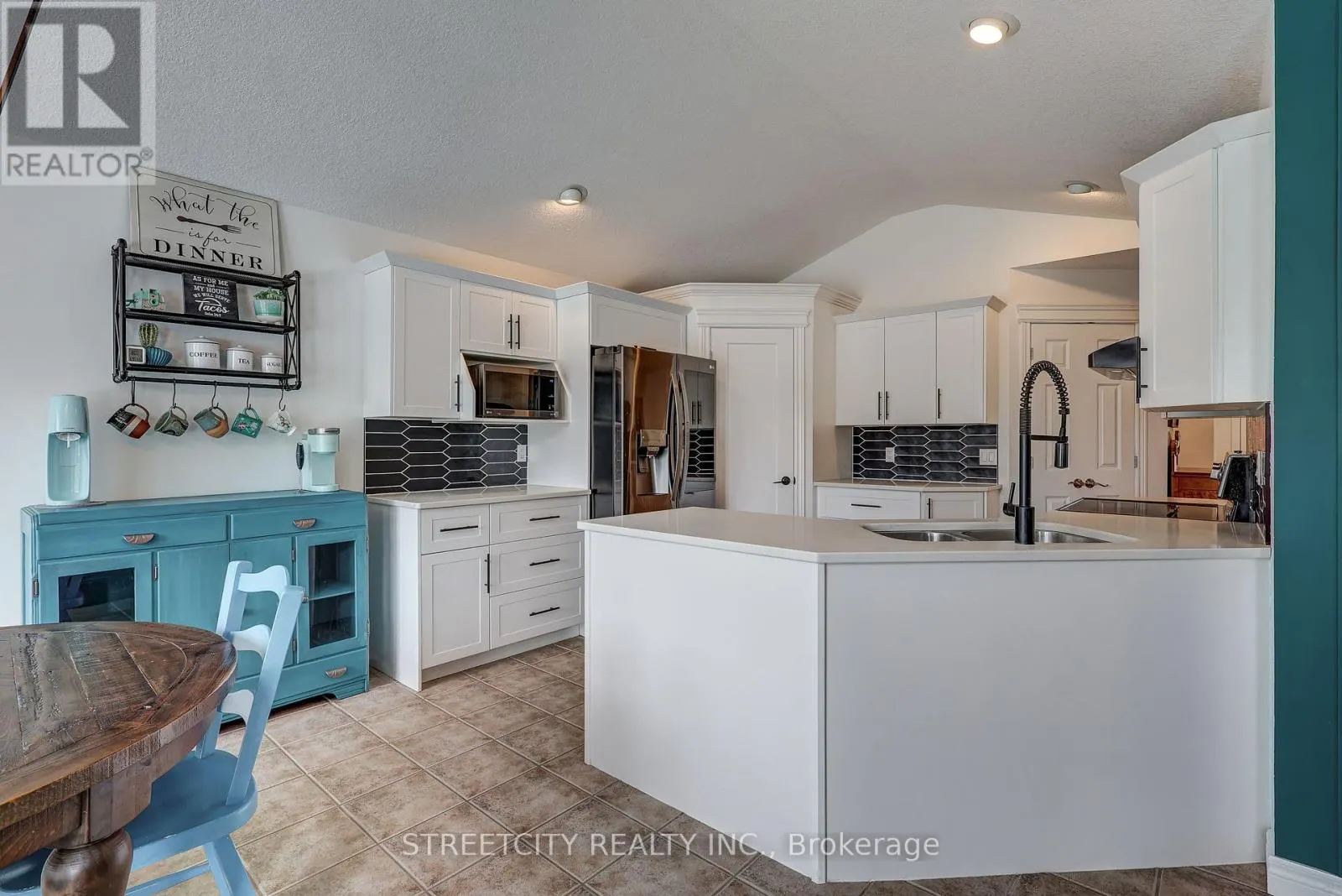 501 DARCY DRIVE