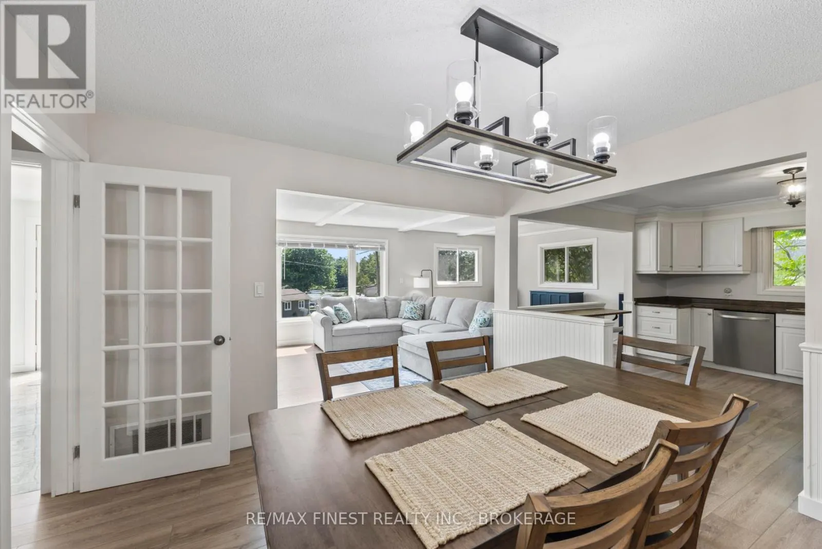 3327 LOUGHBOROUGH DRIVE