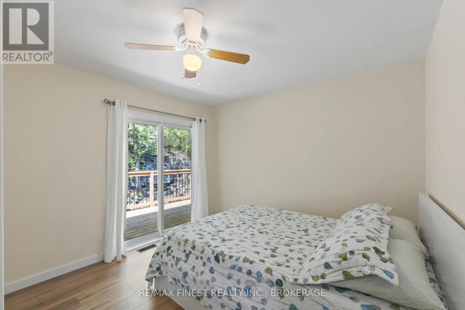 3327 LOUGHBOROUGH DRIVE