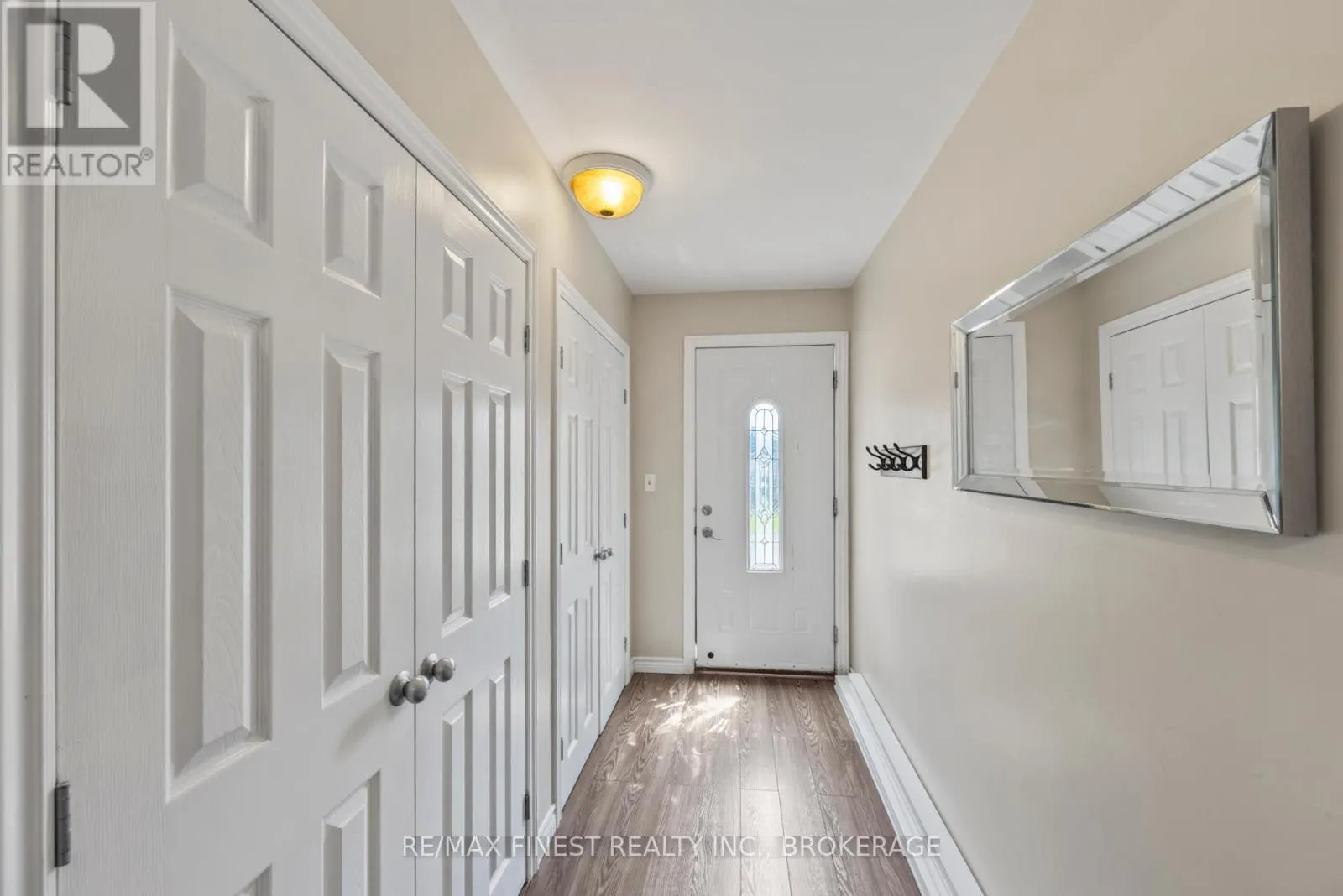 3327 LOUGHBOROUGH DRIVE