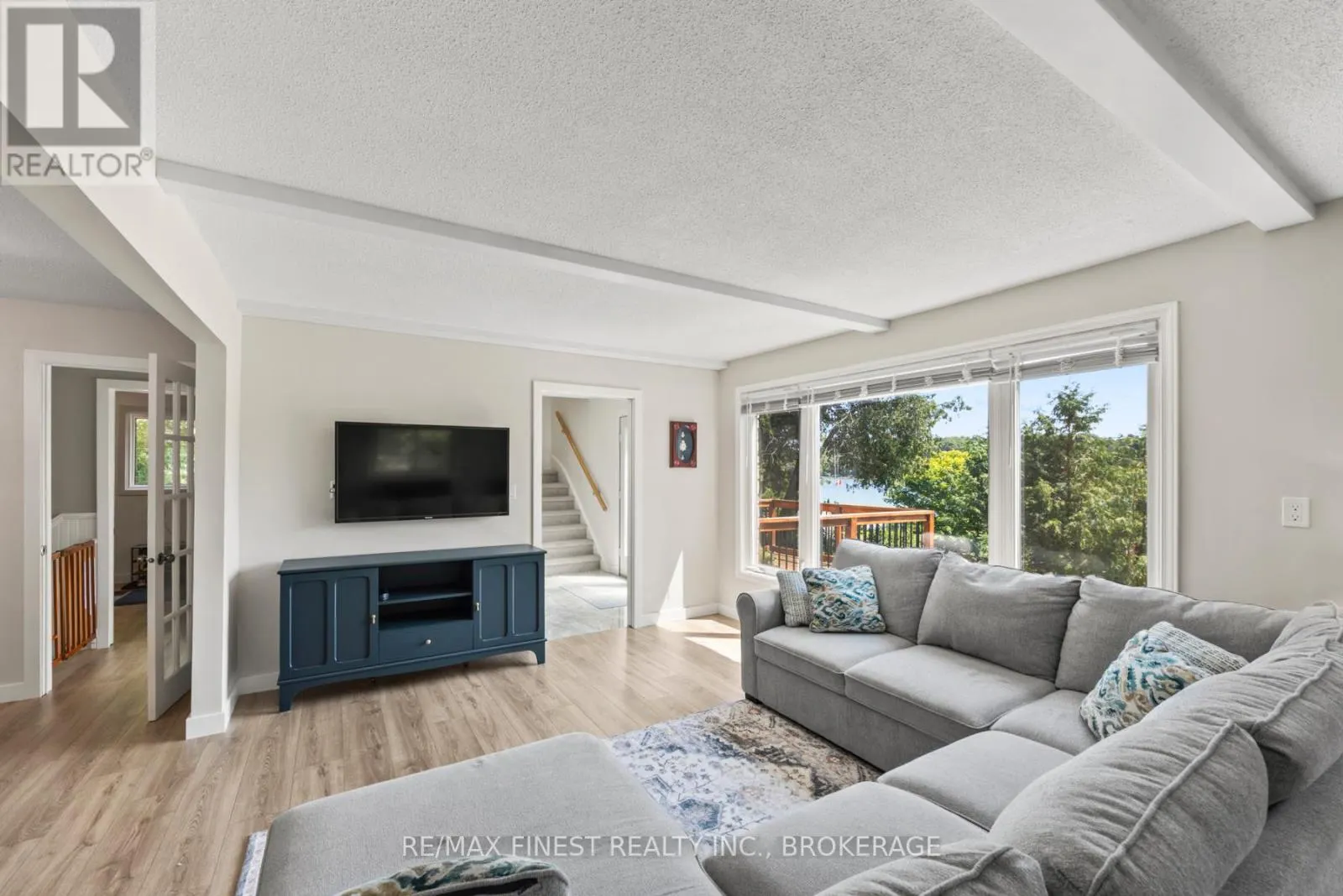 3327 LOUGHBOROUGH DRIVE