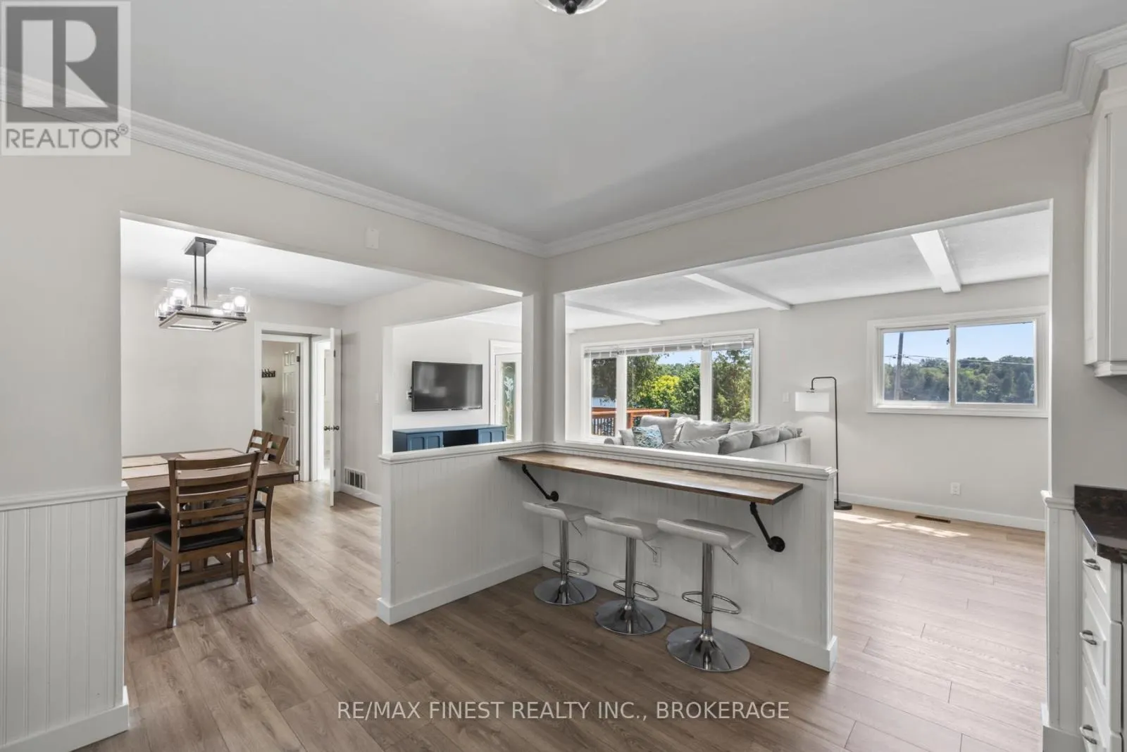 3327 LOUGHBOROUGH DRIVE