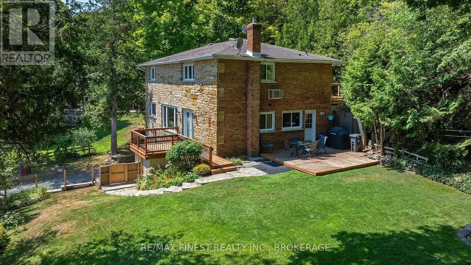 3327 LOUGHBOROUGH DRIVE