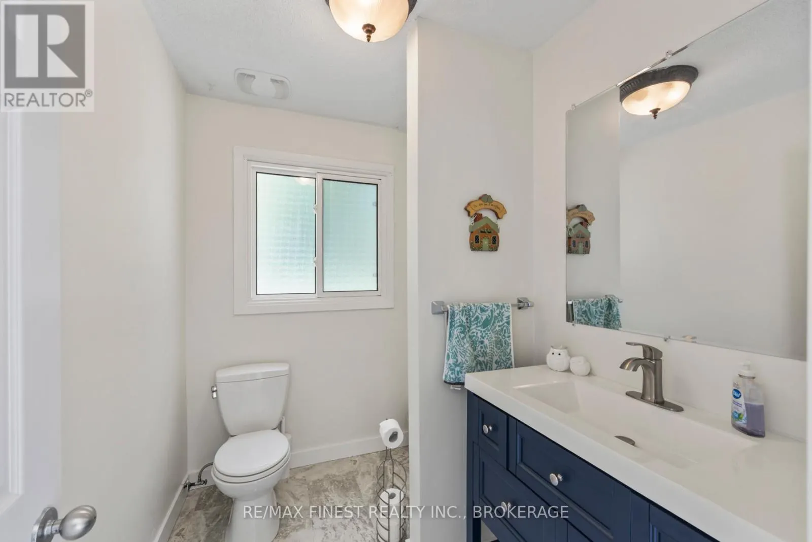 3327 LOUGHBOROUGH DRIVE