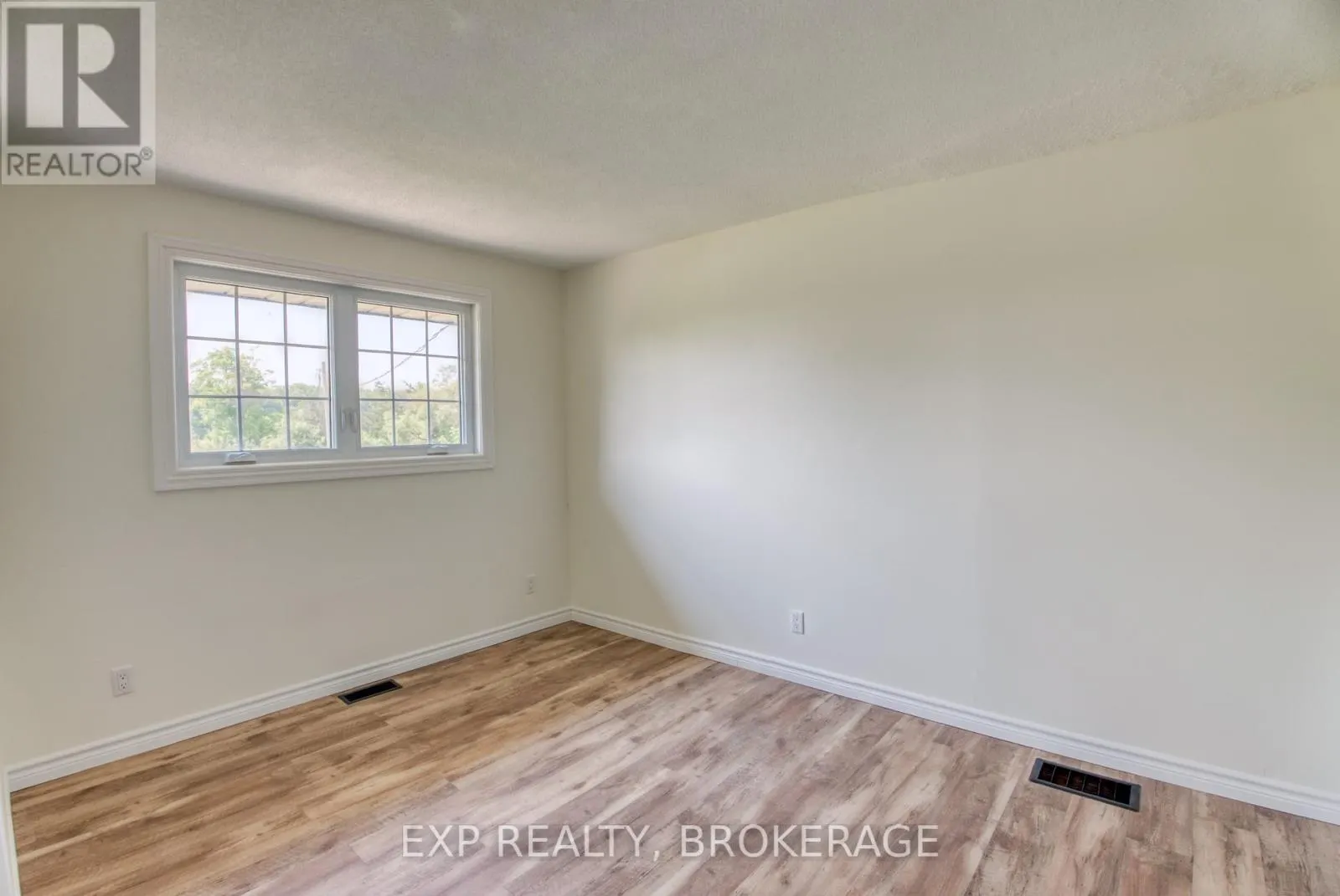 121 IVY RIDGE ROAD