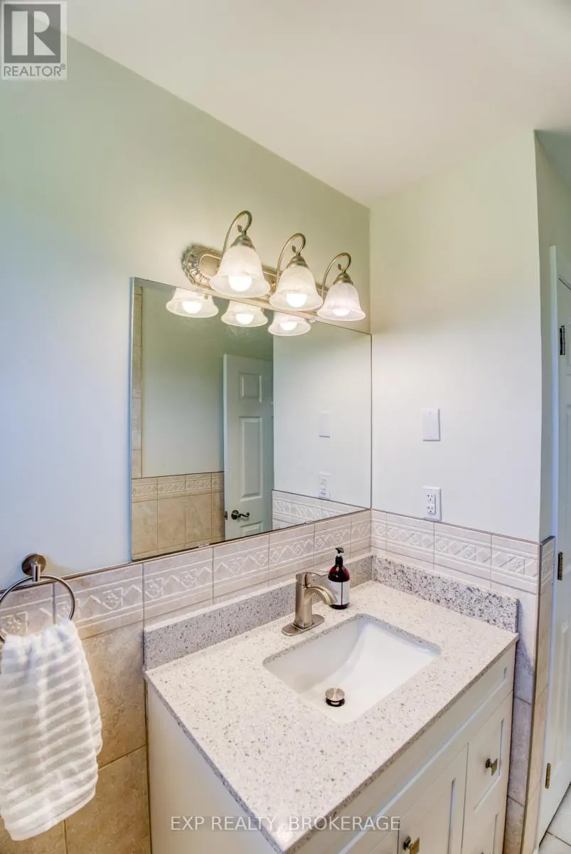 121 IVY RIDGE ROAD