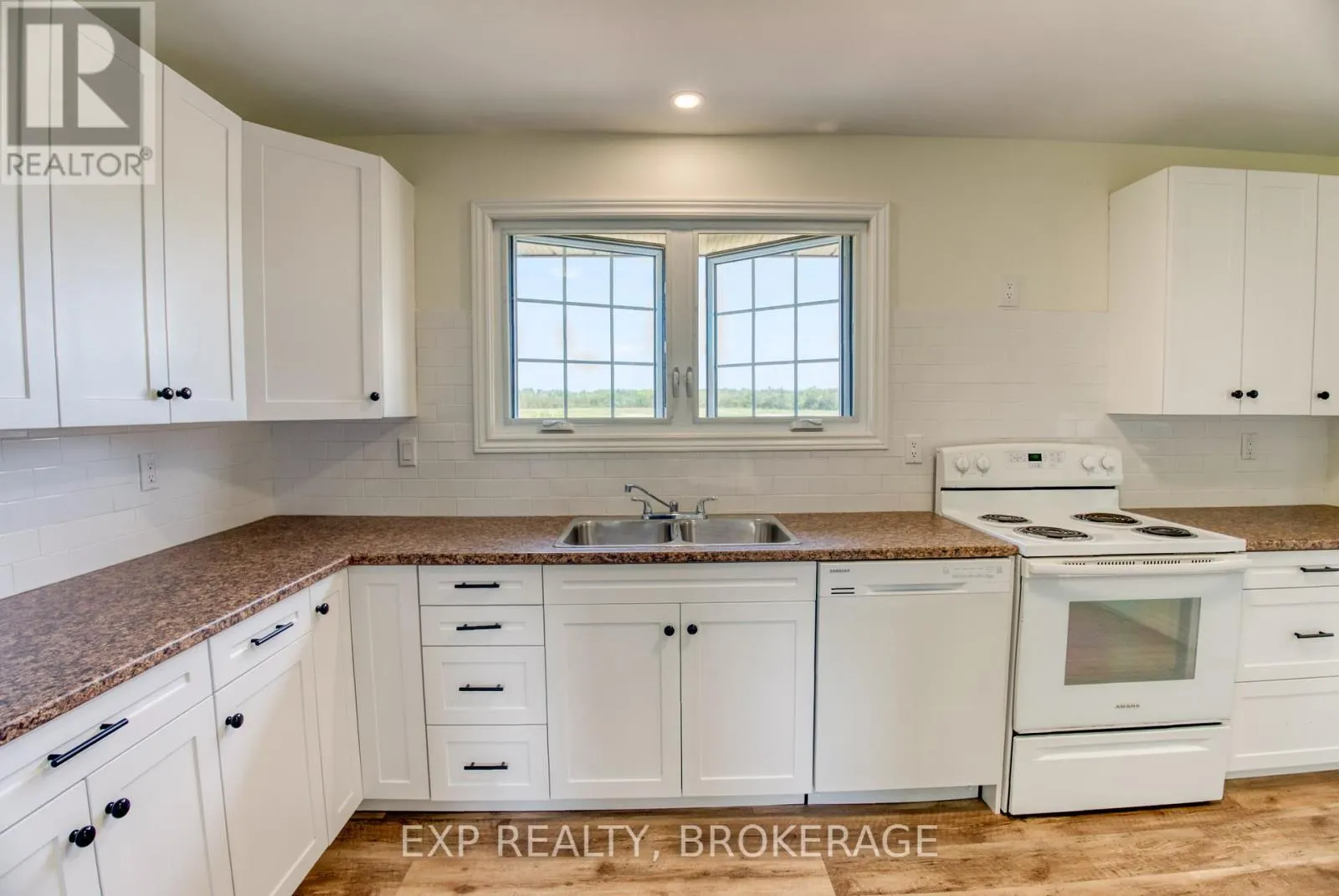 121 IVY RIDGE ROAD
