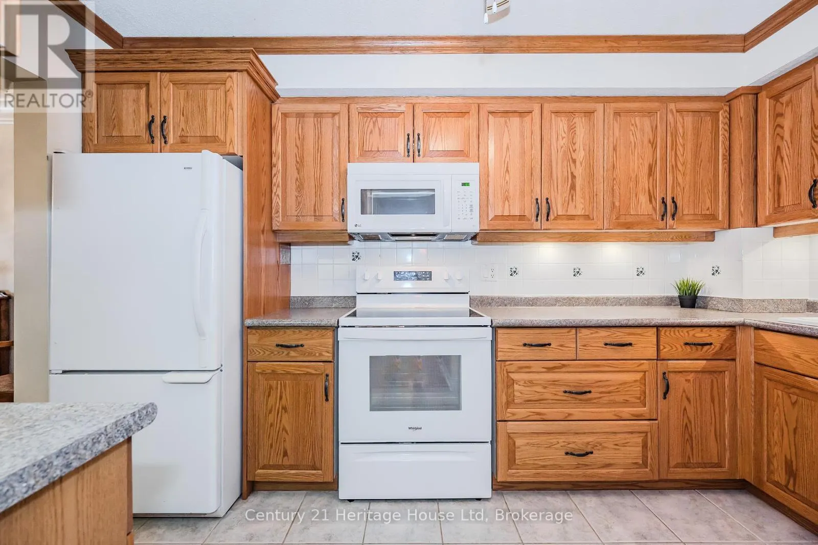 306 - 93 WESTWOOD ROAD, #306