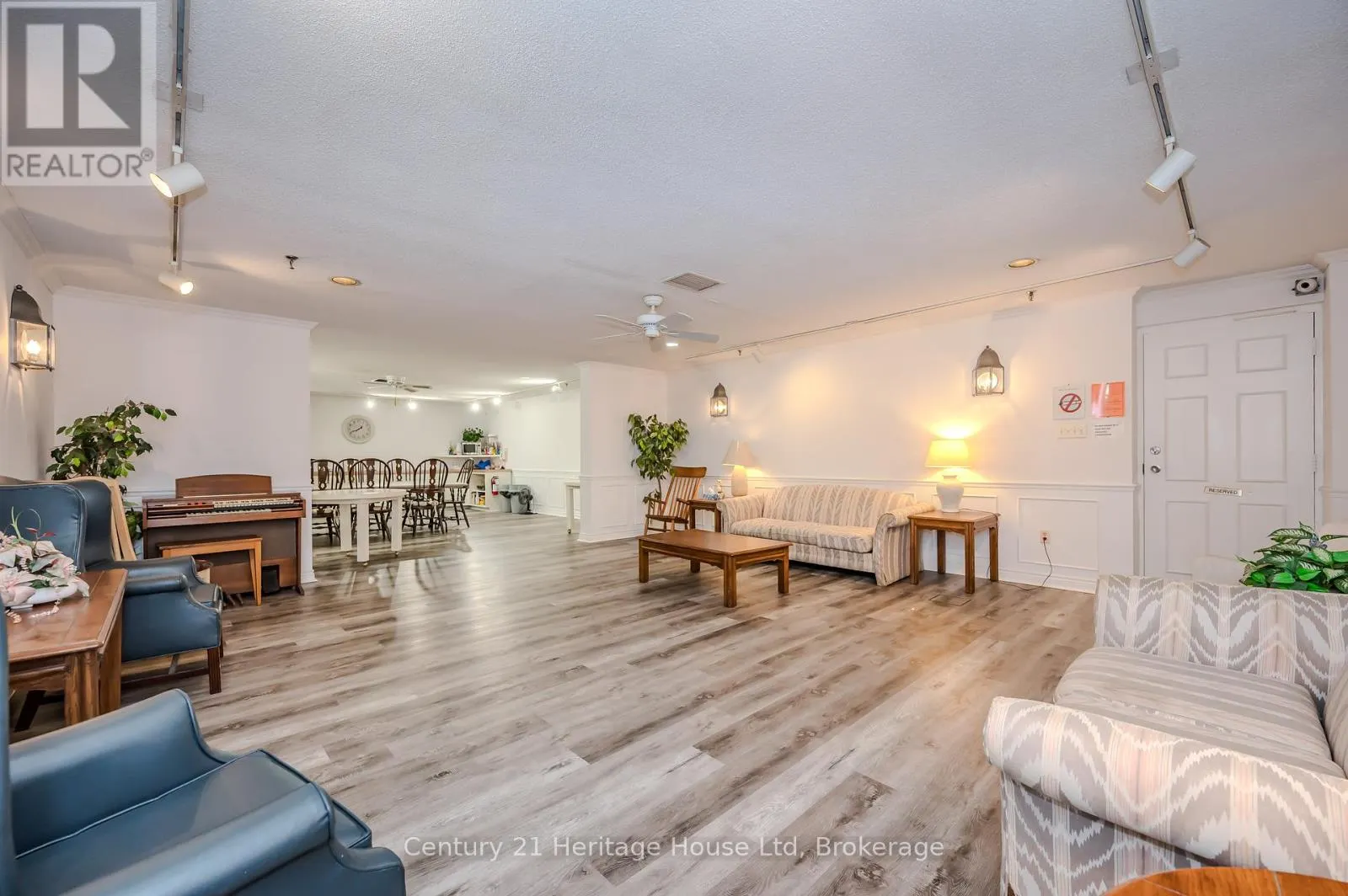 306 - 93 WESTWOOD ROAD, #306