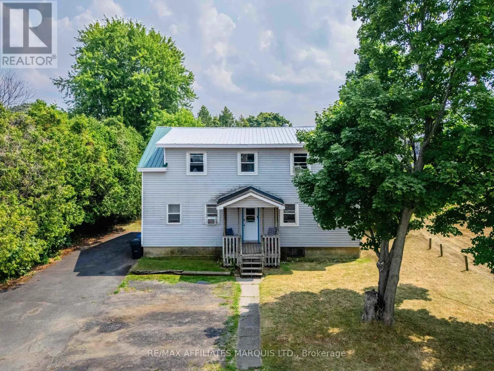 52 ELM STREET