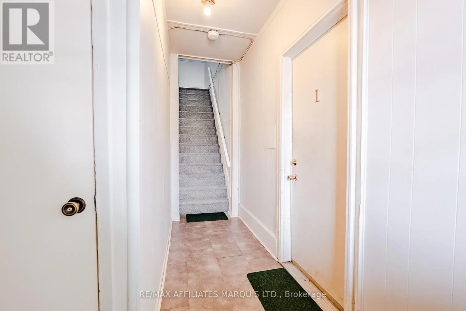 52 ELM STREET