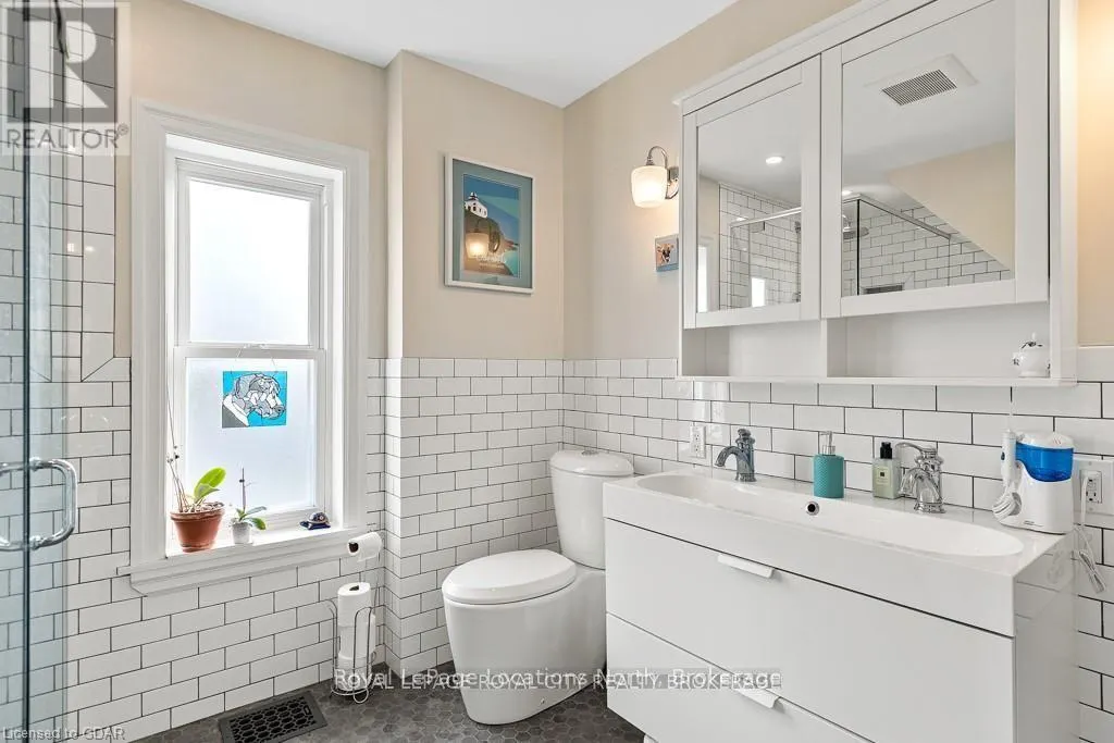 627 ERAMOSA ROAD