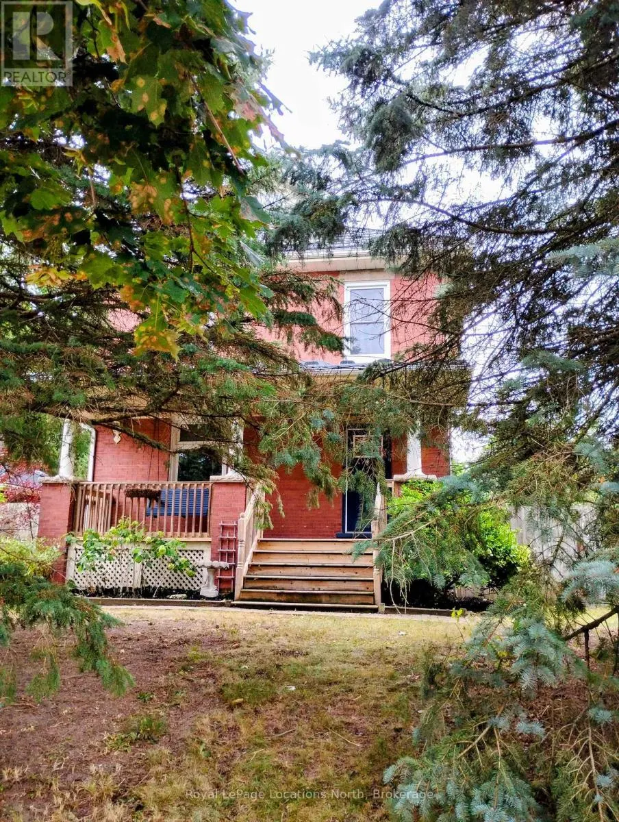 627 ERAMOSA ROAD
