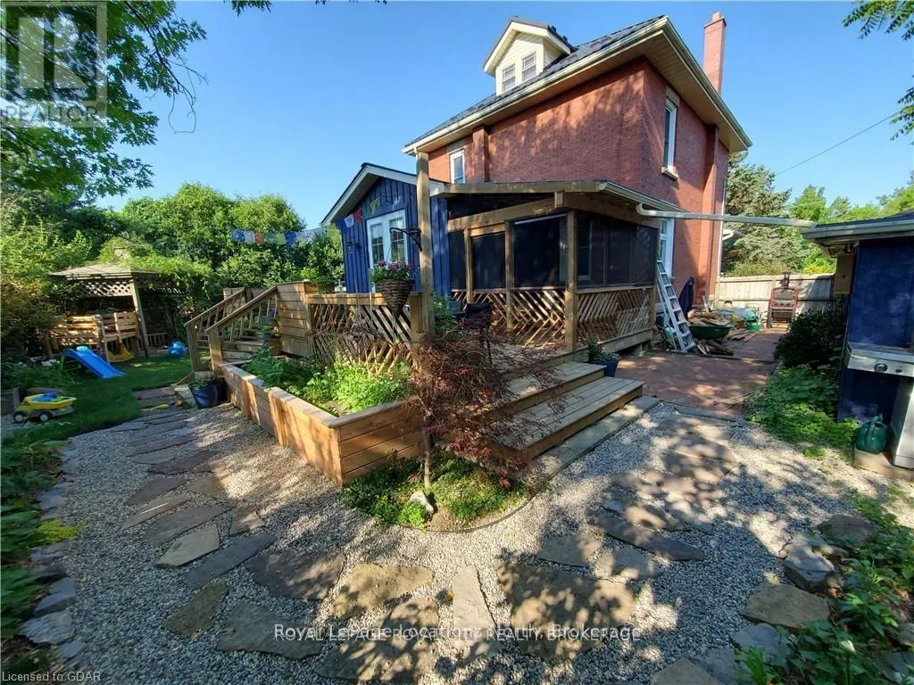627 ERAMOSA ROAD