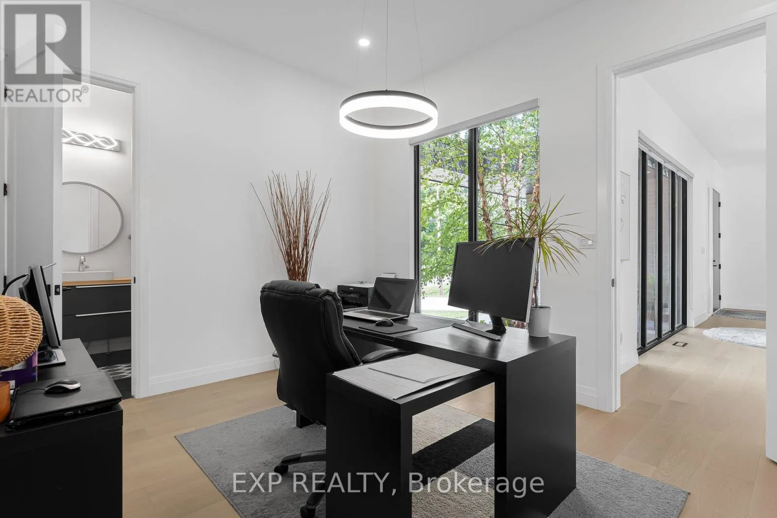 806 ALEXANDER ROAD