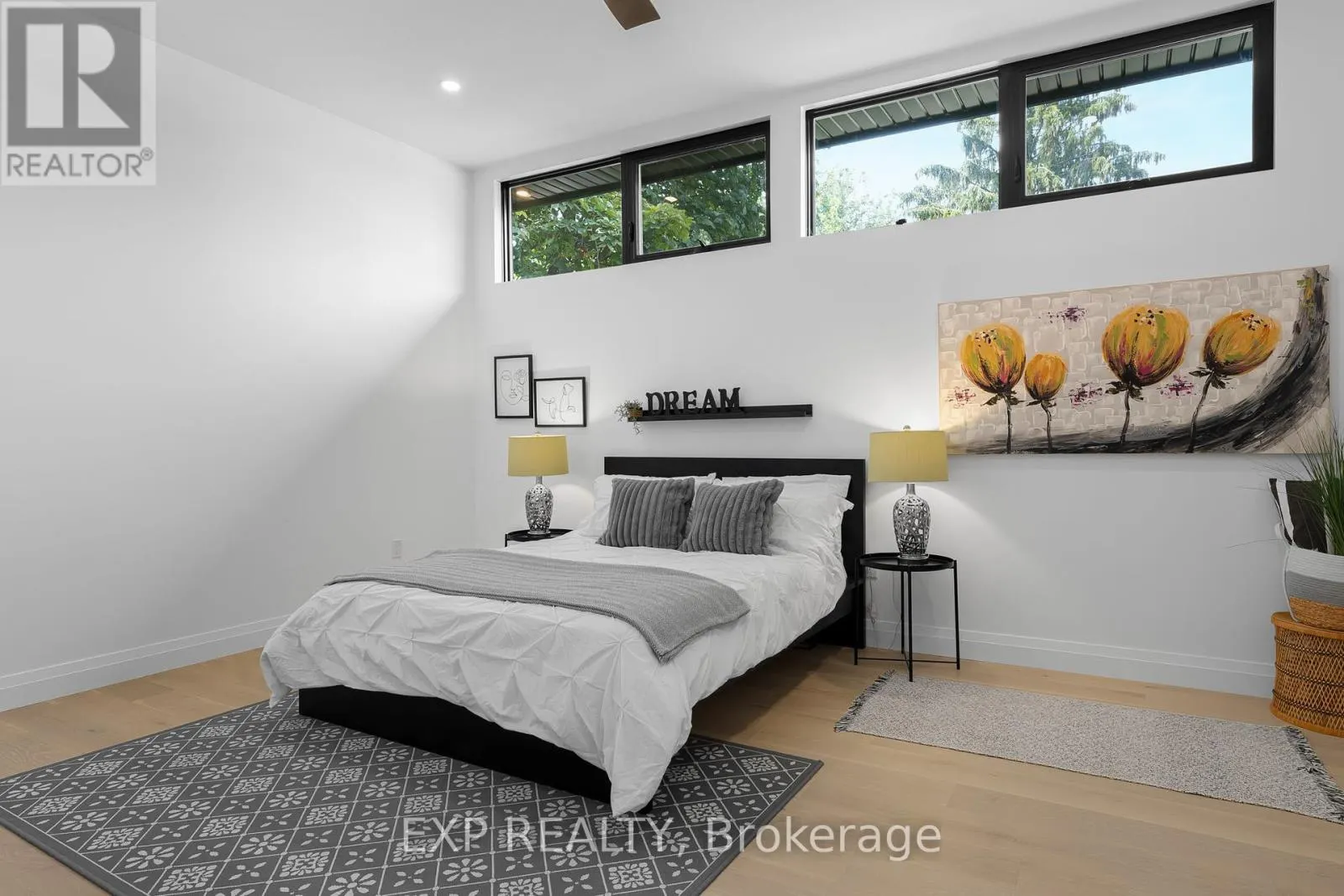 806 ALEXANDER ROAD