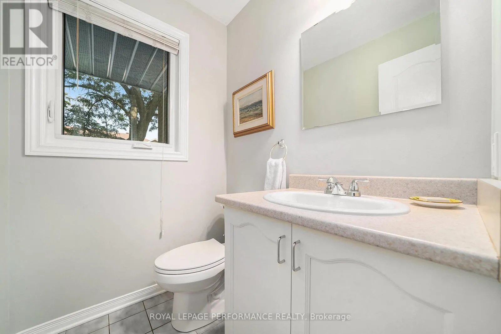 37 WILLWOOD CRESCENT