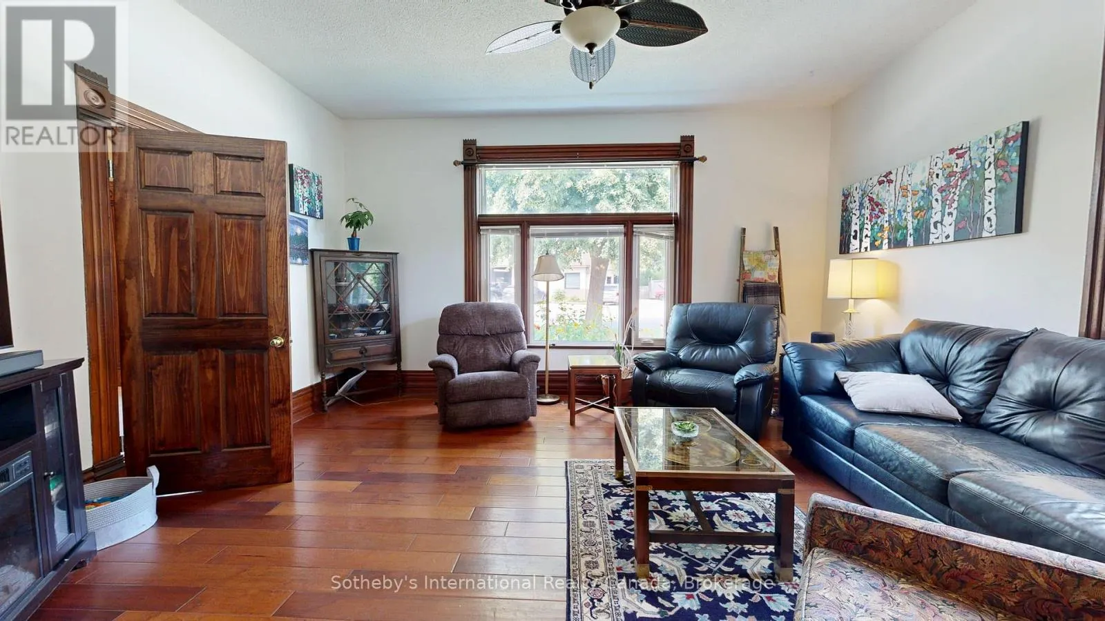 A - 103 BRUCE STREET S, #A
