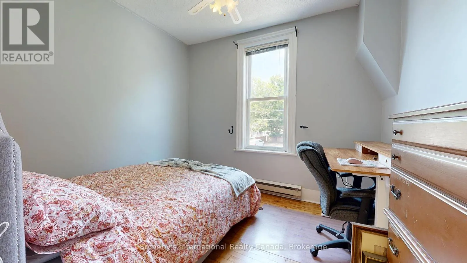A - 103 BRUCE STREET S, #A